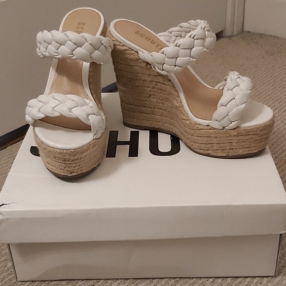 COPY - SCHUTZ Dyandre Platform Heels - Picture 1 of 4